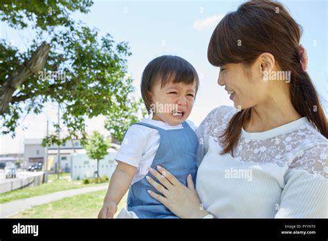 Life of a Japanese Mom and Her Sons in Central Tokyo